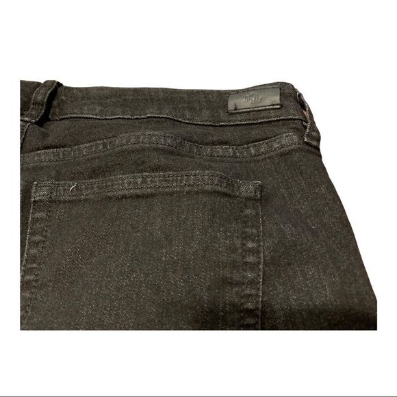 Sold - Picture 4 of 8